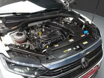 2022 Volkswagen Jetta с пробегом 66 704 км