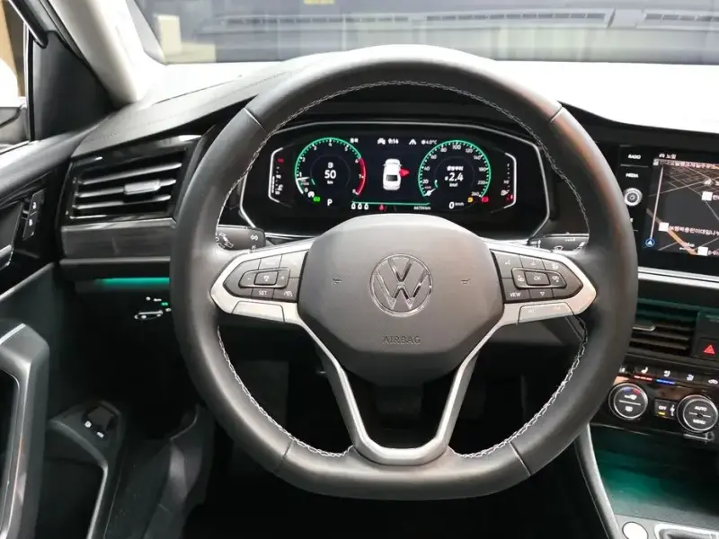 2022 Volkswagen Jetta с пробегом 66 704 км