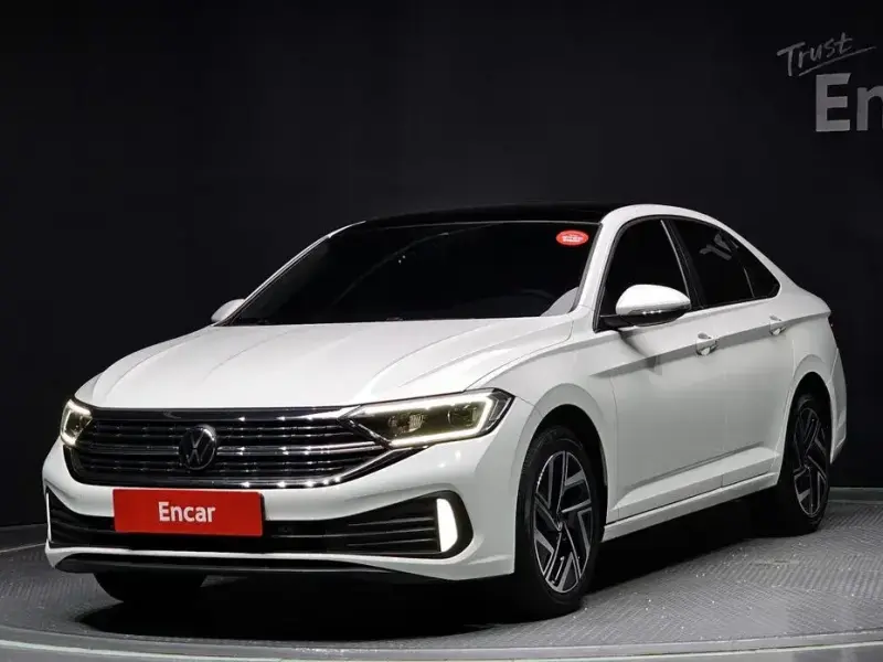 2023 Volkswagen Jetta с пробегом 41 997 км