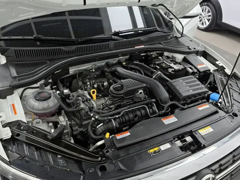 2023 Volkswagen Jetta с пробегом 41 997 км