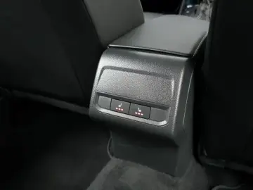 2023 Volkswagen Jetta с пробегом 41 997 км
