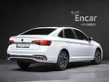 2023 Volkswagen Jetta с пробегом 45 264 км