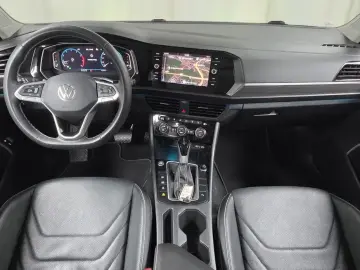 2023 Volkswagen Jetta с пробегом 45 264 км