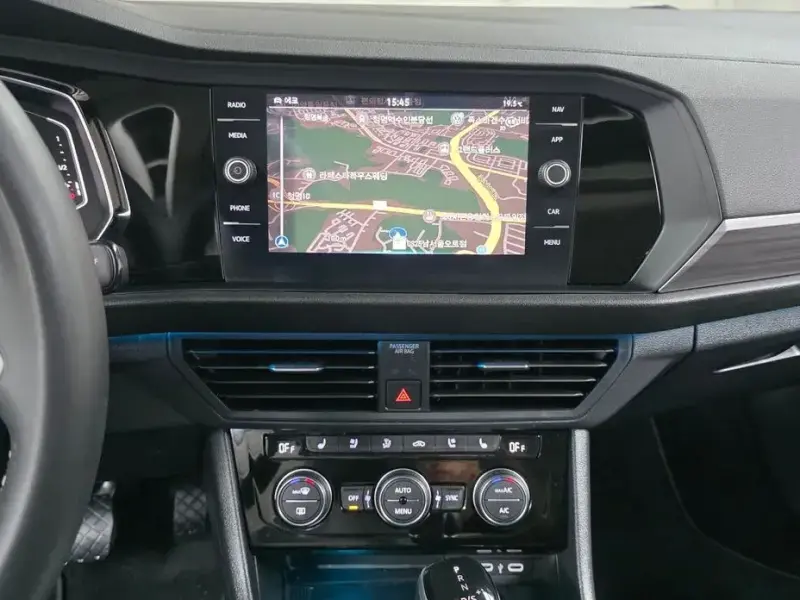2023 Volkswagen Jetta с пробегом 45 264 км