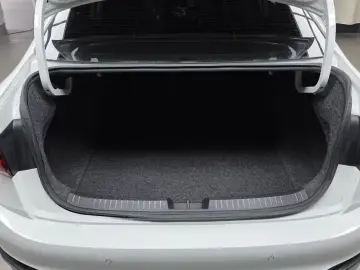 2023 Volkswagen Jetta с пробегом 45 264 км