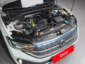 2023 Volkswagen Jetta с пробегом 15 799 км
