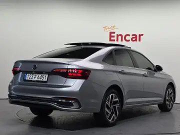 2023 Volkswagen Jetta с пробегом 16 357 км
