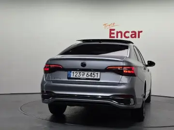 2023 Volkswagen Jetta с пробегом 16 357 км