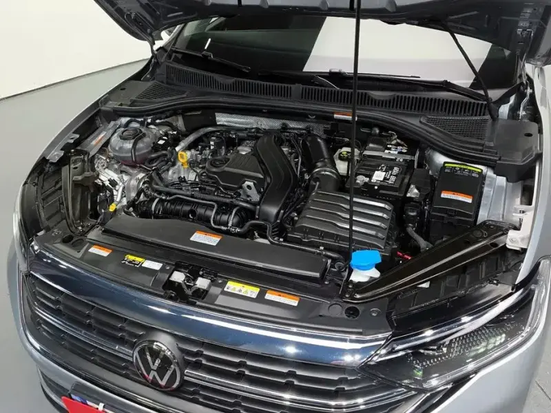 2023 Volkswagen Jetta с пробегом 16 357 км