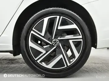 2022 Volkswagen Jetta с пробегом 84 330 км