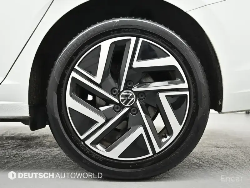 2022 Volkswagen Jetta с пробегом 84 330 км