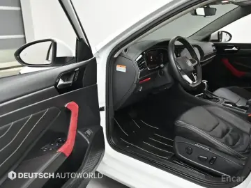 2022 Volkswagen Jetta с пробегом 84 330 км