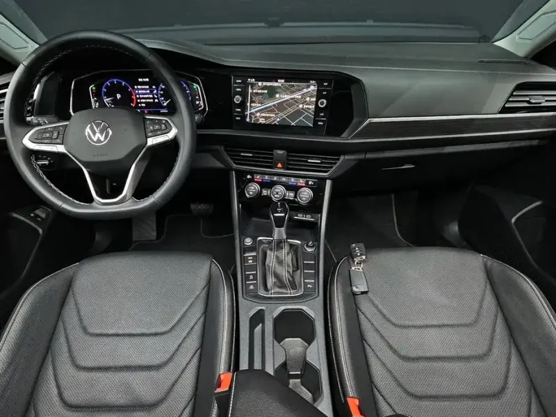 2023 Volkswagen Jetta с пробегом 24 590 км