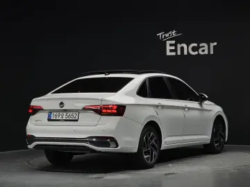 2024 Volkswagen Jetta с пробегом 1 252 км