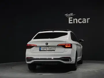 2024 Volkswagen Jetta с пробегом 1 252 км