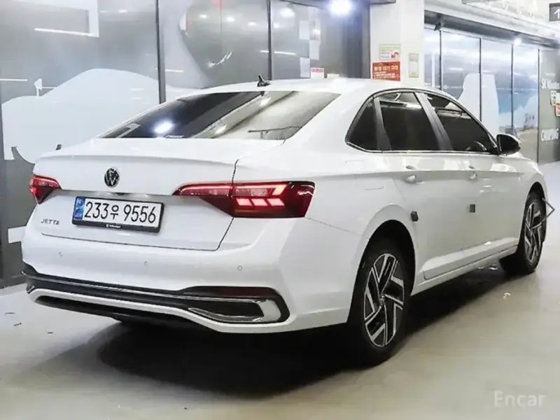 2024 Volkswagen Jetta с пробегом 55 234 км