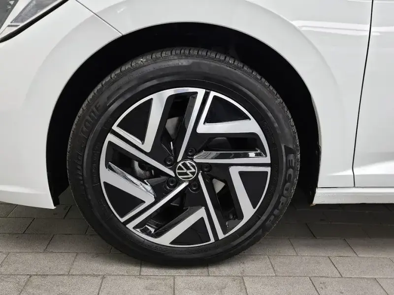2023 Volkswagen Jetta с пробегом 26 858 км