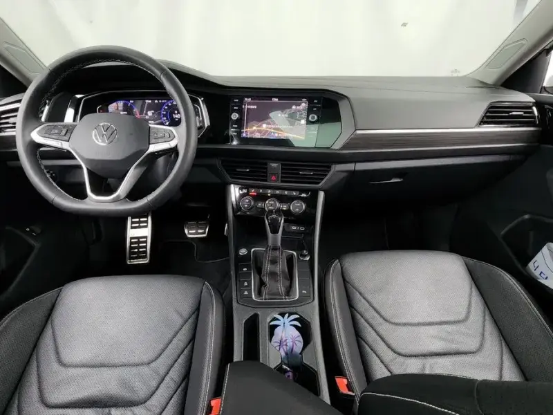 2023 Volkswagen Jetta с пробегом 26 858 км