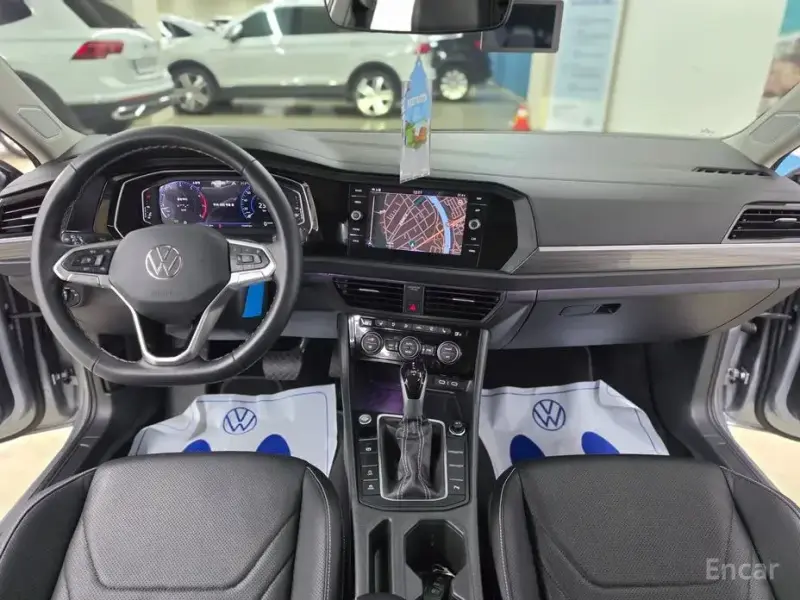 2024 Volkswagen Jetta с пробегом 18 179 км