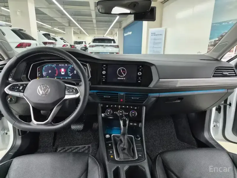 2024 Volkswagen Jetta с пробегом 31 657 км
