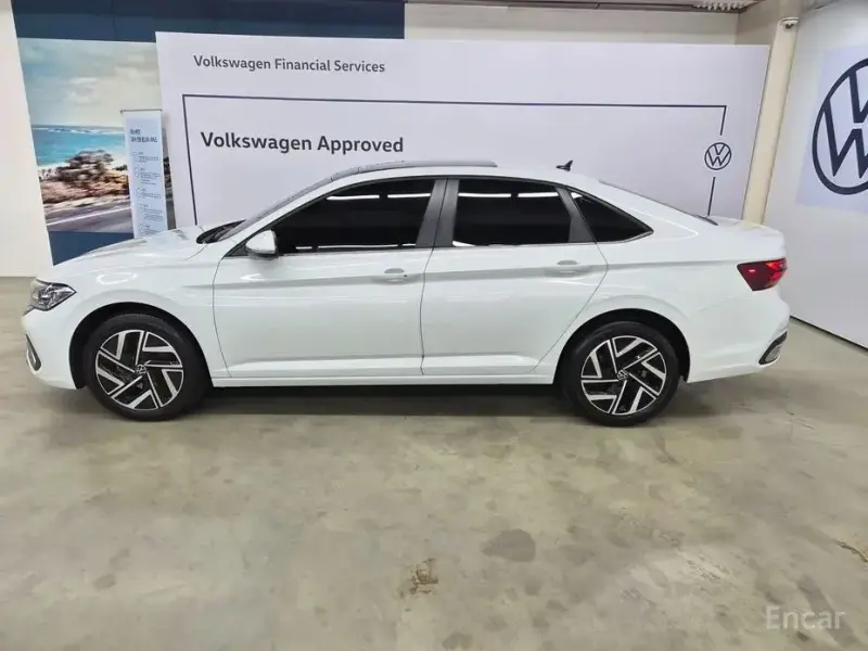 2024 Volkswagen Jetta с пробегом 31 657 км