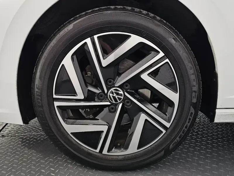 2022 Volkswagen Jetta с пробегом 36 059 км