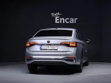 2023 Volkswagen Jetta с пробегом 14 486 км