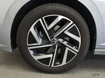 2023 Volkswagen Jetta с пробегом 14 486 км