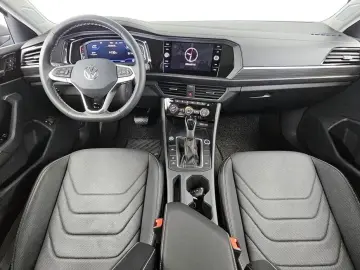 2023 Volkswagen Jetta с пробегом 14 486 км