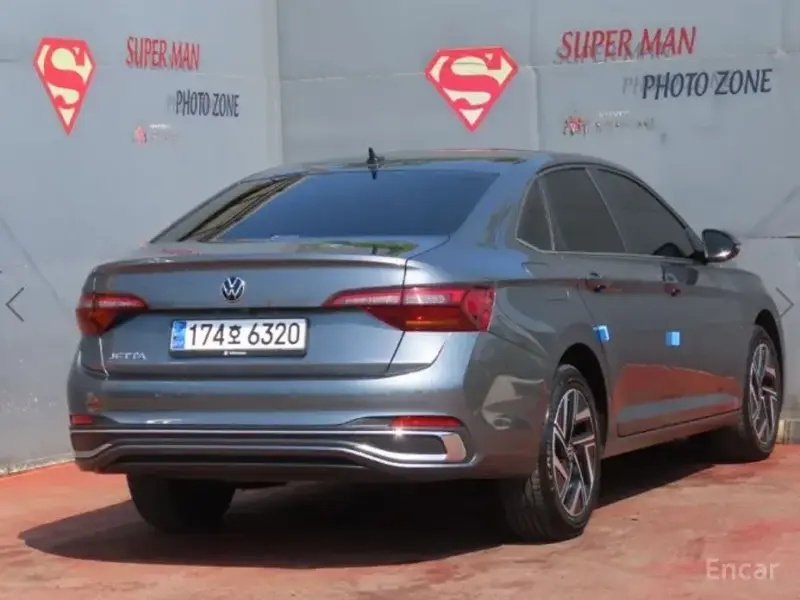 2023 Volkswagen Jetta с пробегом 39 497 км