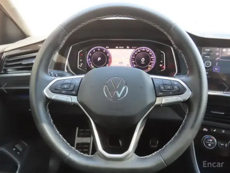 2023 Volkswagen Jetta с пробегом 39 497 км