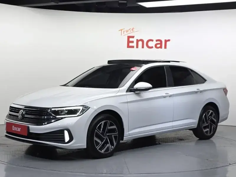 2023 Volkswagen Jetta с пробегом 40 199 км