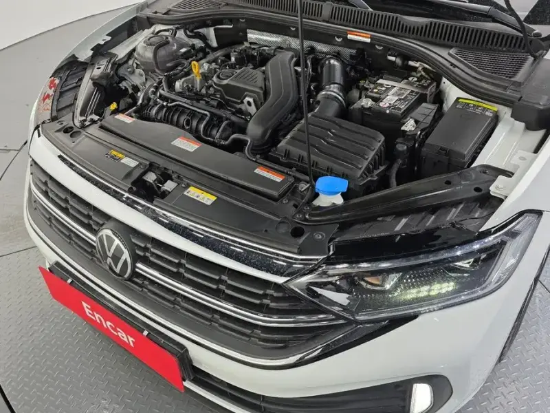 2023 Volkswagen Jetta с пробегом 40 199 км