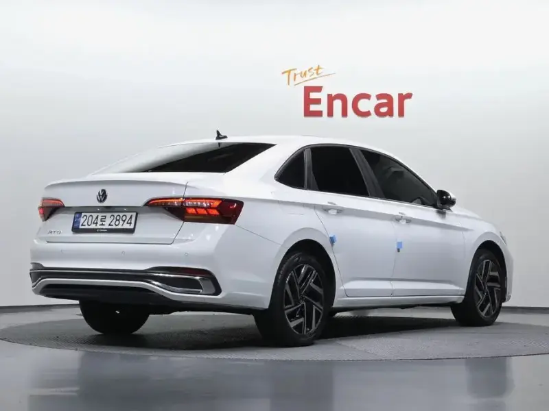2023 Volkswagen Jetta с пробегом 87 420 км