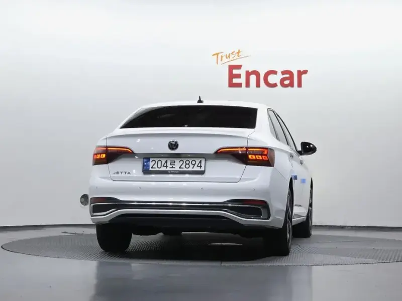 2023 Volkswagen Jetta с пробегом 87 420 км