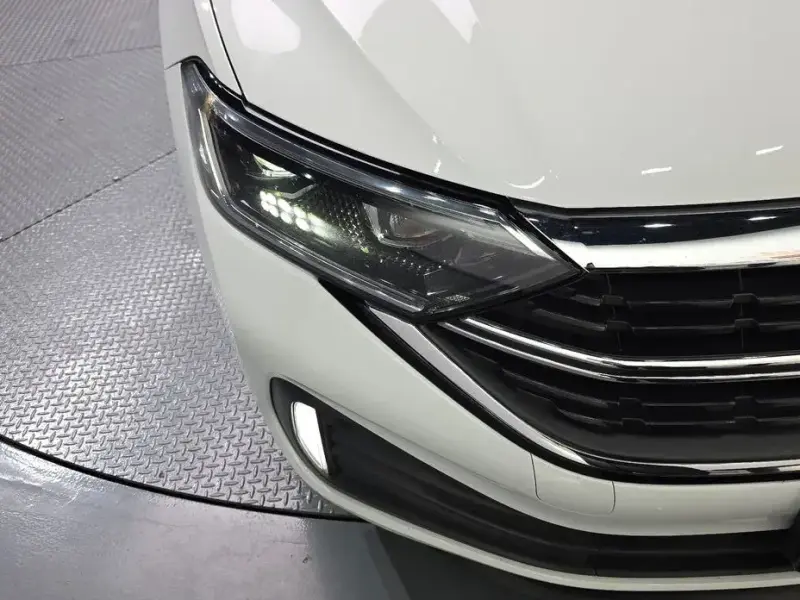 2023 Volkswagen Jetta с пробегом 87 420 км