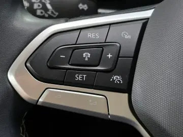 2024 Volkswagen Jetta с пробегом 34 800 км