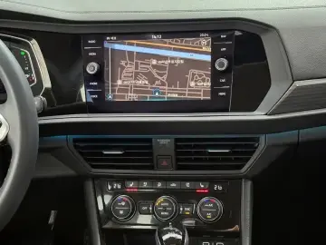 2024 Volkswagen Jetta с пробегом 34 800 км