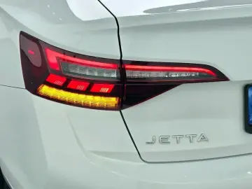 2024 Volkswagen Jetta с пробегом 34 800 км