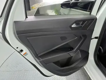 2024 Volkswagen Jetta с пробегом 34 800 км