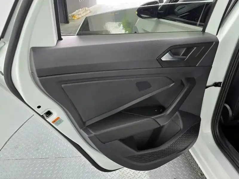 2024 Volkswagen Jetta с пробегом 34 800 км