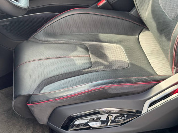 2025 Lotus Eletre с пробегом 5 000 км