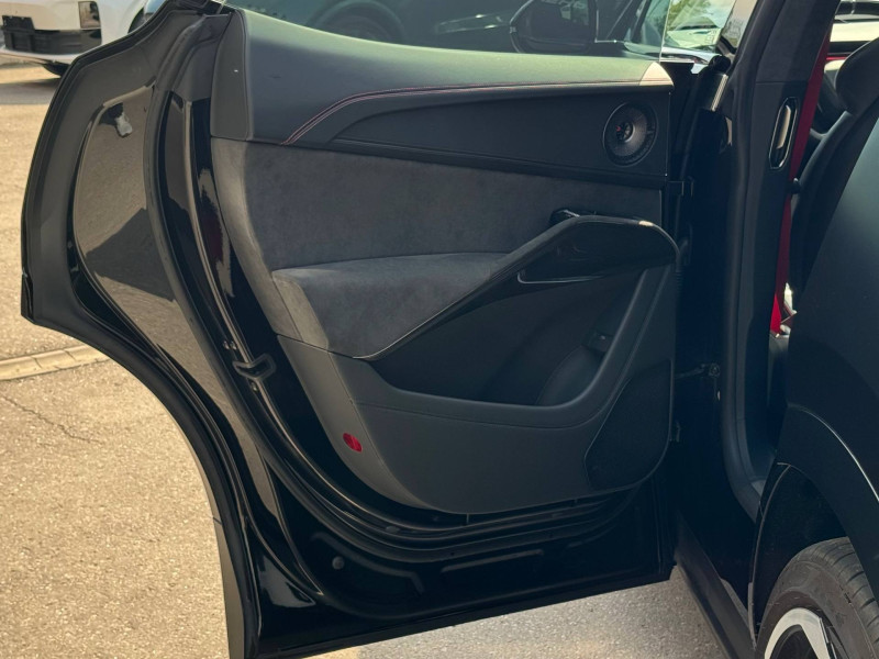 2025 Lotus Eletre с пробегом 5 000 км