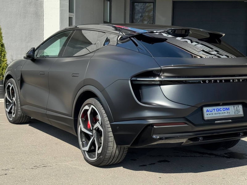 2025 Lotus Eletre с пробегом 5 000 км