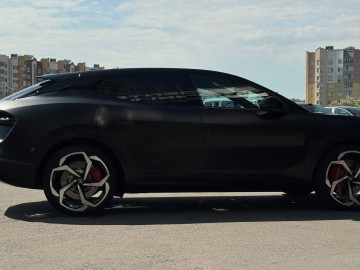 2025 Lotus Eletre с пробегом 5 000 км