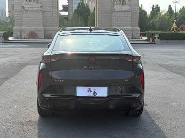2024 Volkswagen ID.Unyx с пробегом 10 700 км