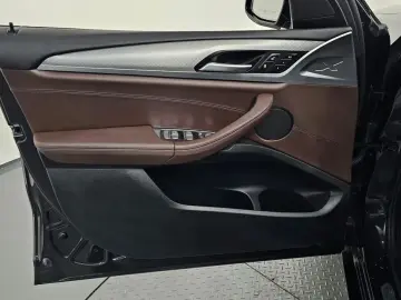 2020 BMW X3 с пробегом 45 466 км