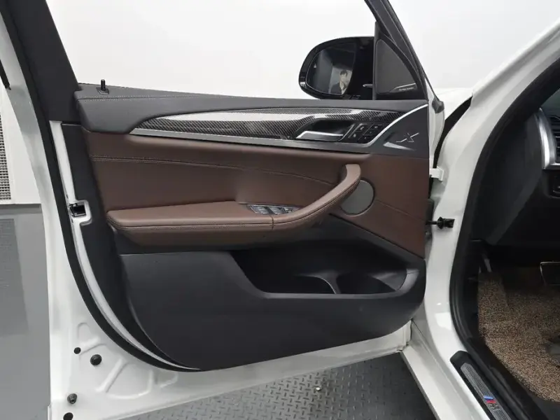 2022 BMW X3 с пробегом 24 190 км