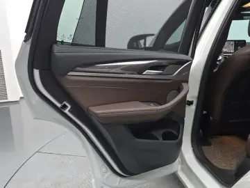 2022 BMW X3 с пробегом 24 190 км