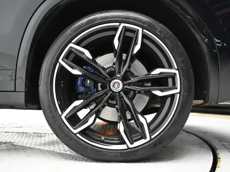 2023 BMW X3 с пробегом 50 766 км